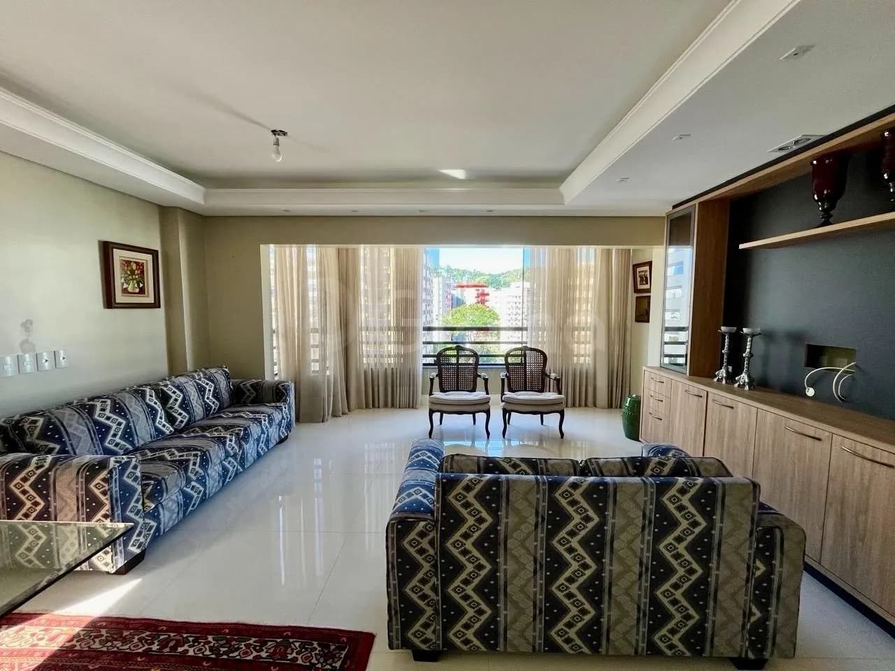 Apartamento para venda com 3 dormitórios em Centro com 139 m² — foto principal