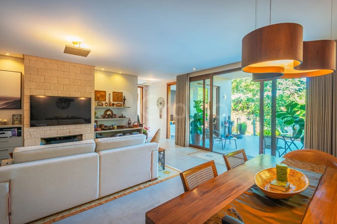 Casa para venda com 3 dormitórios em Campeche com 268 m² — foto 2