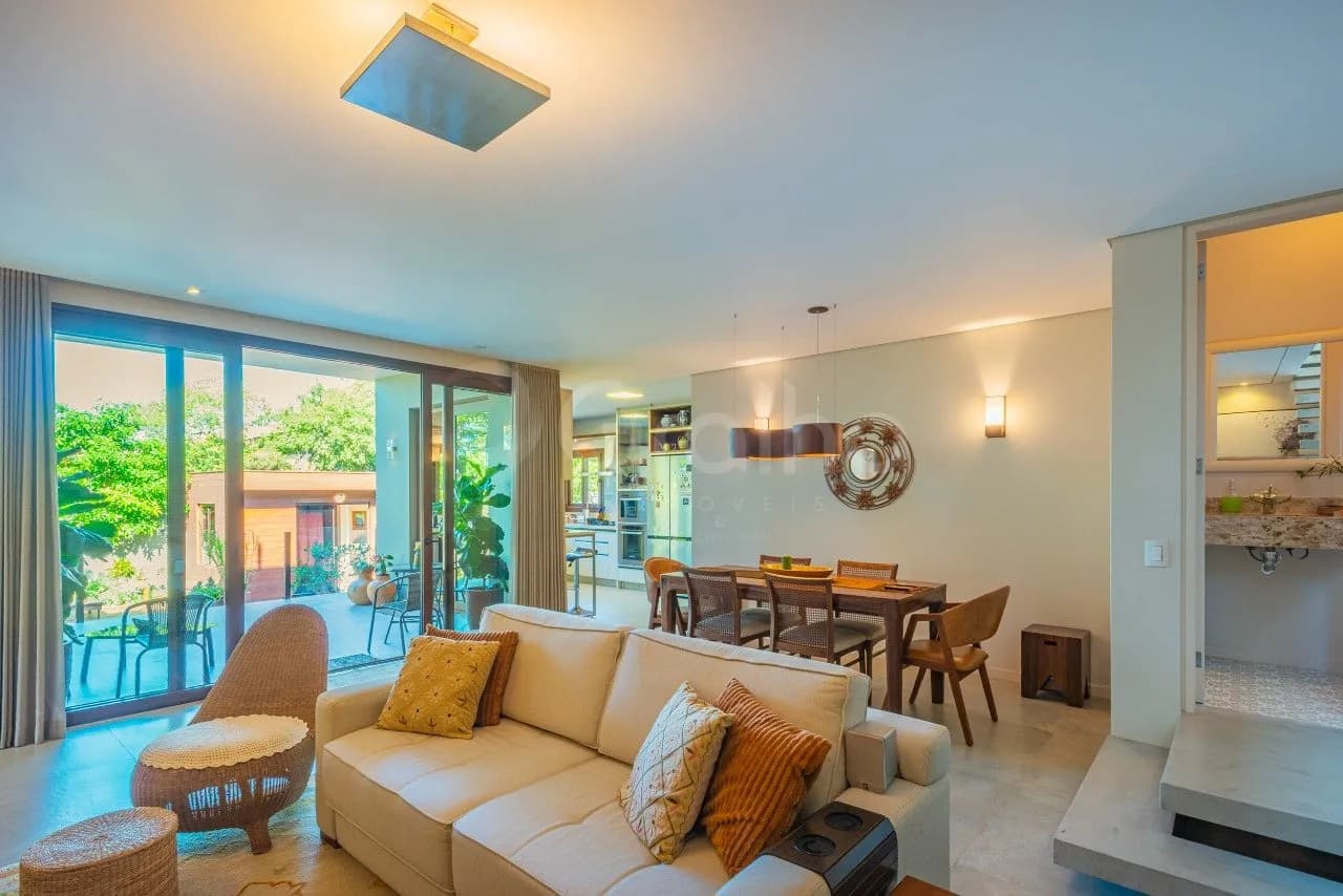 Casa para venda com 3 dormitórios em Campeche com 268 m² — foto 4