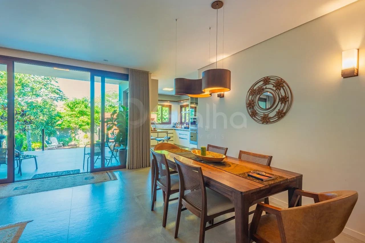 Casa para venda com 3 dormitórios em Campeche com 268 m² — foto 5