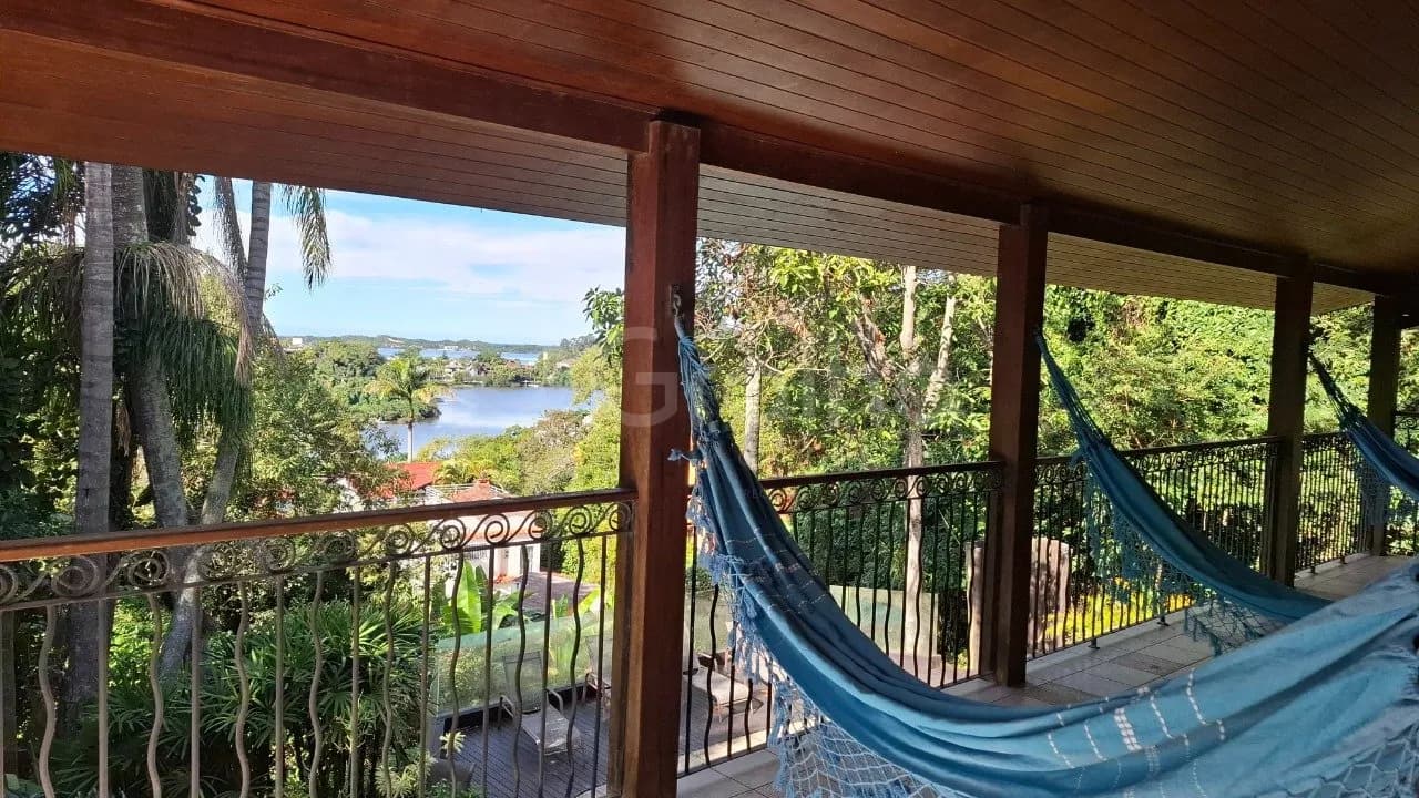 Casa de condomínio para venda com 3 dormitórios em Costa Da Lagoa com 188 m² — foto principal