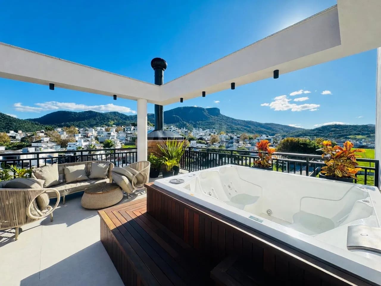 Apartamento para venda com 2 dormitórios em Pedra Branca com 72 m² — foto principal
