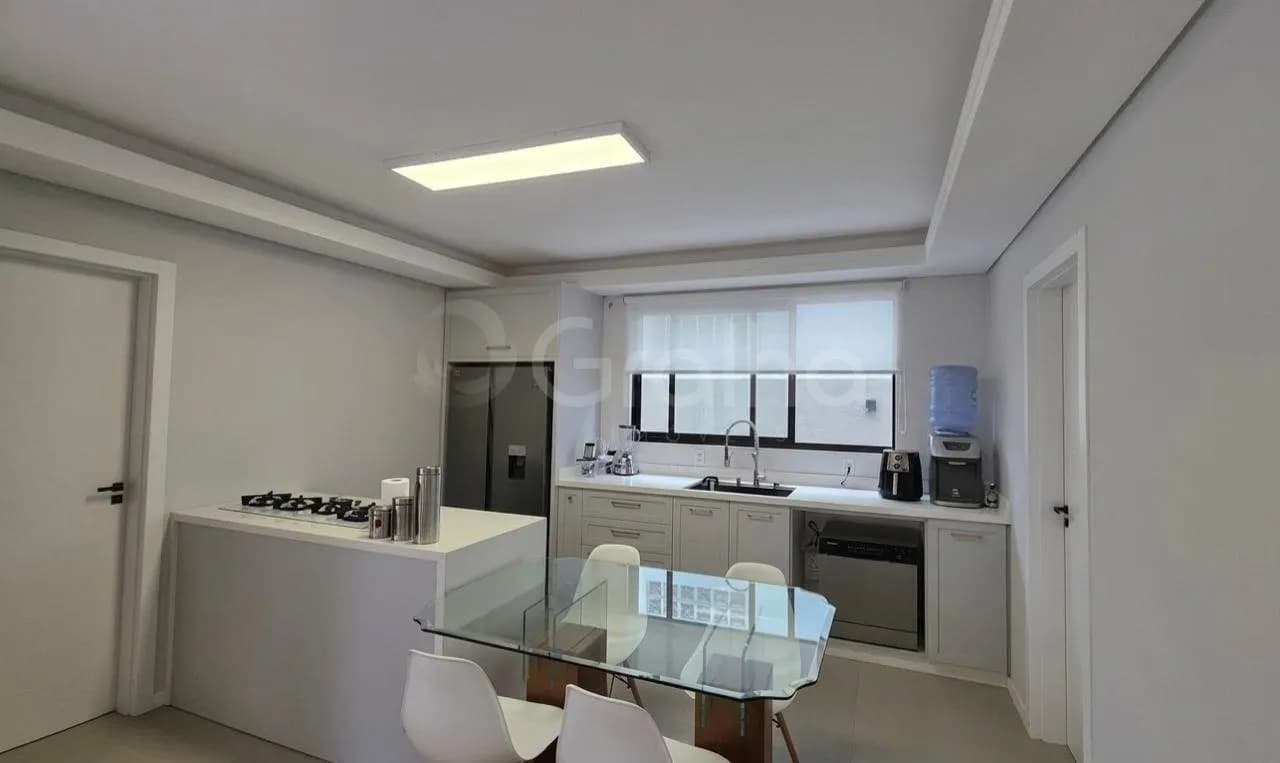 Casa para venda com 3 dormitórios em Carianos com 179 m² — foto 3