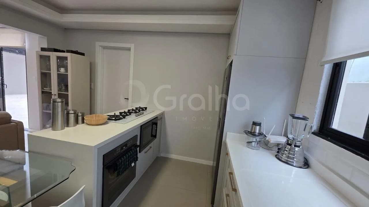 Casa para venda com 3 dormitórios em Carianos com 179 m² — foto 4