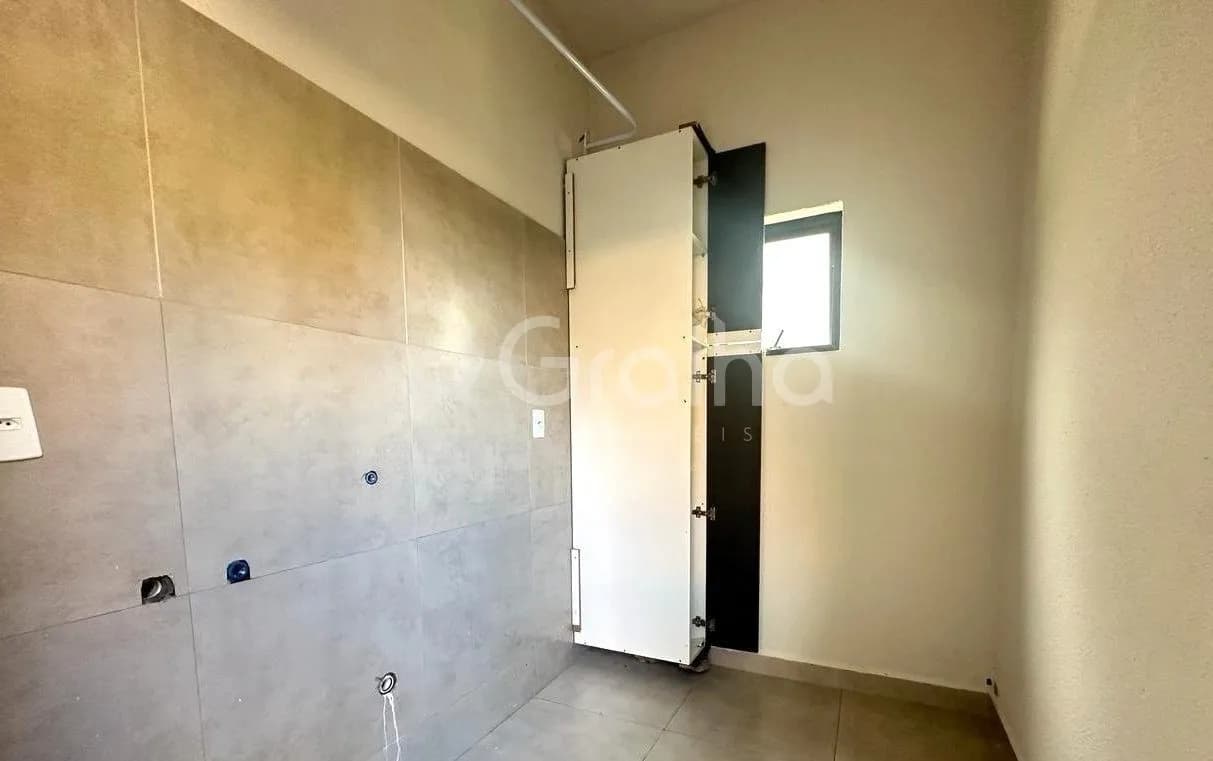 Casa para venda com 3 dormitórios em Agronômica com 200 m² — foto 4
