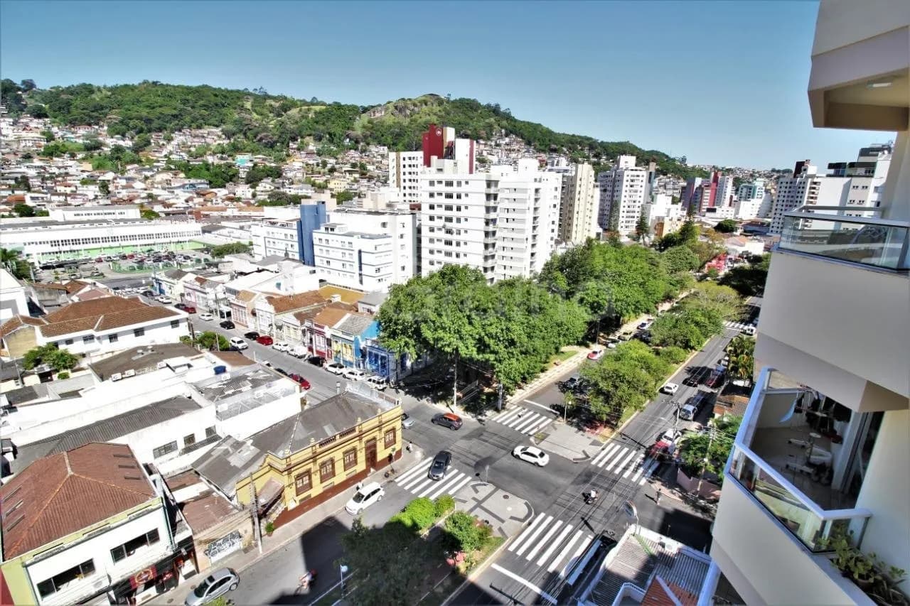 Apartamento duplex para venda com 3 dormitórios em Centro com 198 m² — foto 4
