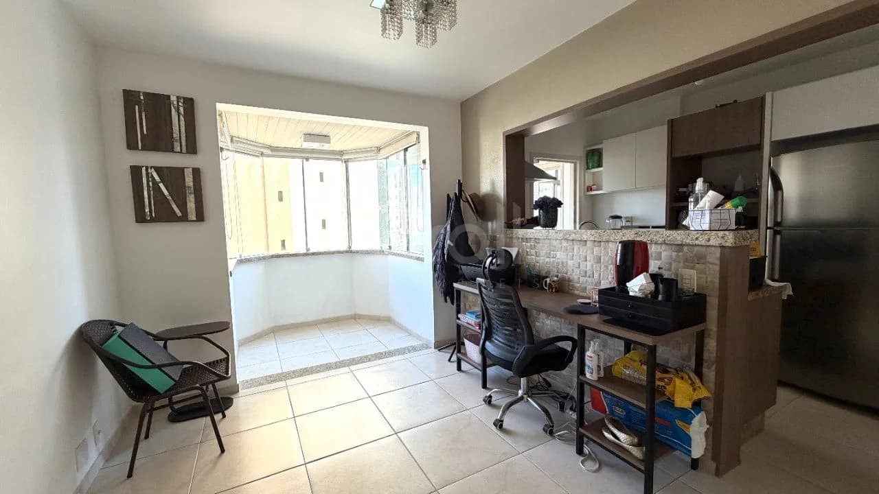 Apartamento para venda com 3 dormitórios em Centro com 89 m² — foto principal