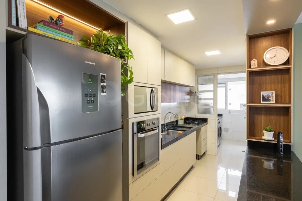 Apartamento para venda com 3 dormitórios em Barreiros com 94 m² — foto 2