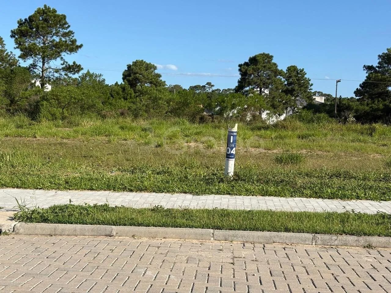 Terreno para venda em São João do Rio Vermelho com 385 m²