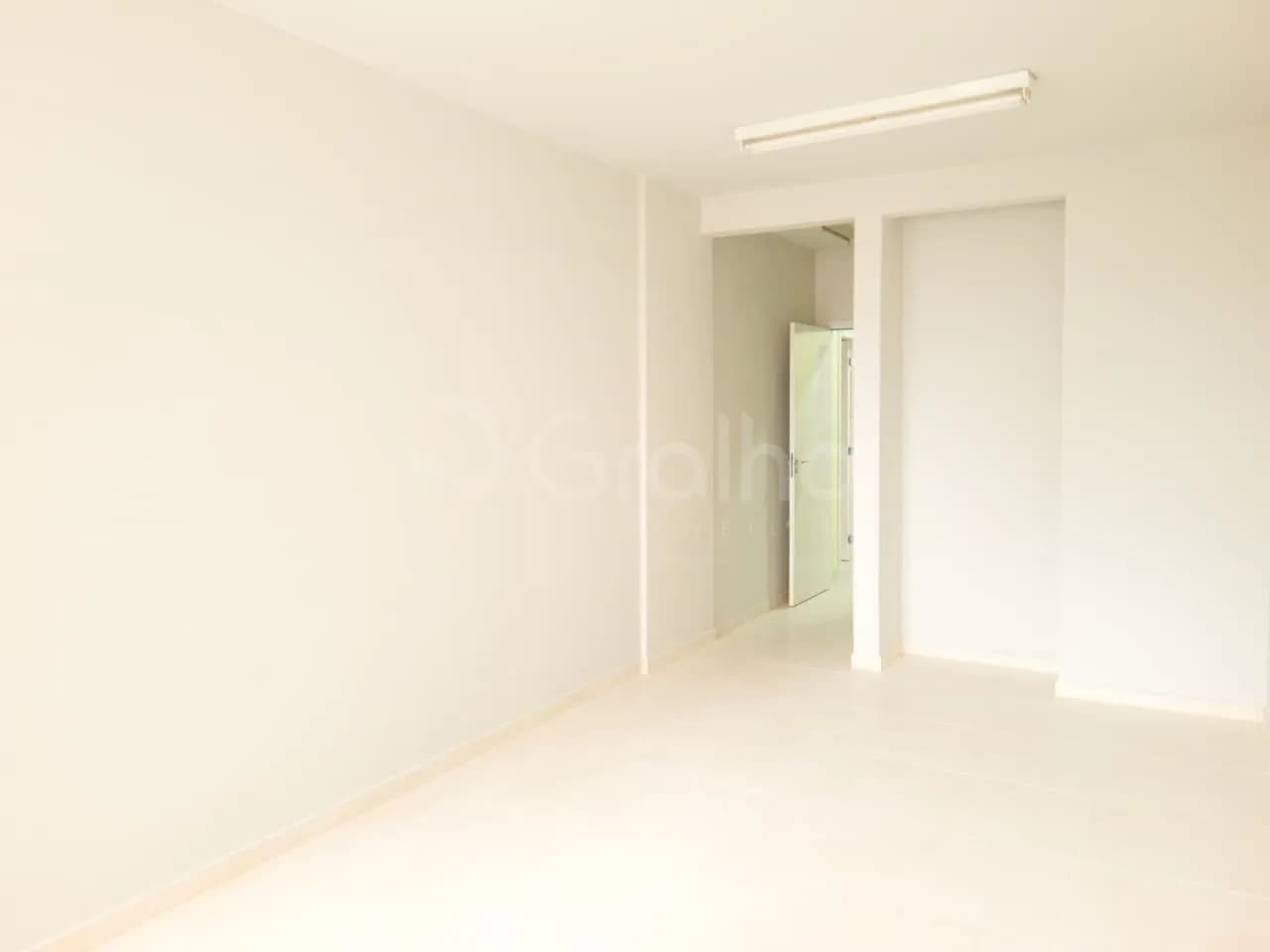 Sala comercial para venda em Centro com 25 m² — foto 3