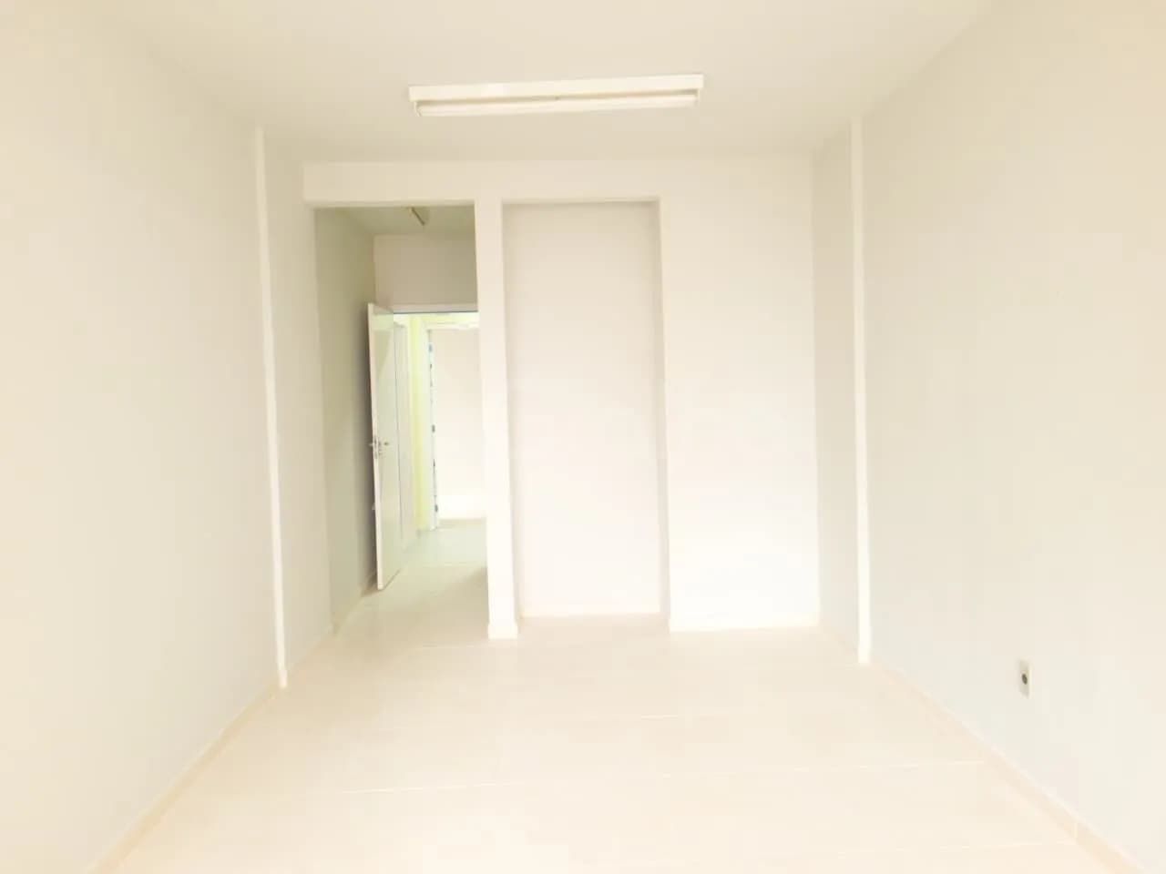 Sala comercial para venda em Centro com 25 m² — foto 5