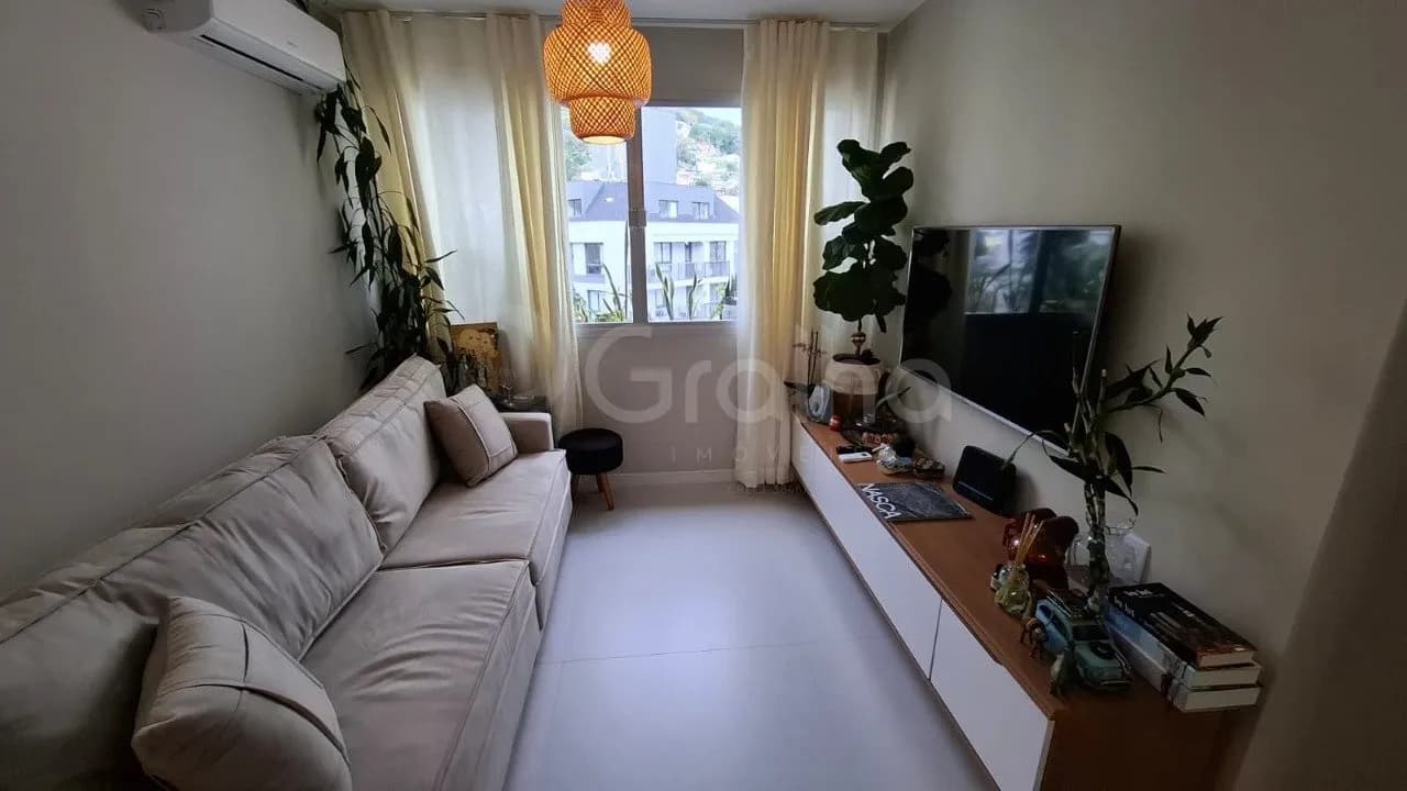 Apartamento para venda com 2 dormitórios em Centro com 60 m² — foto 2
