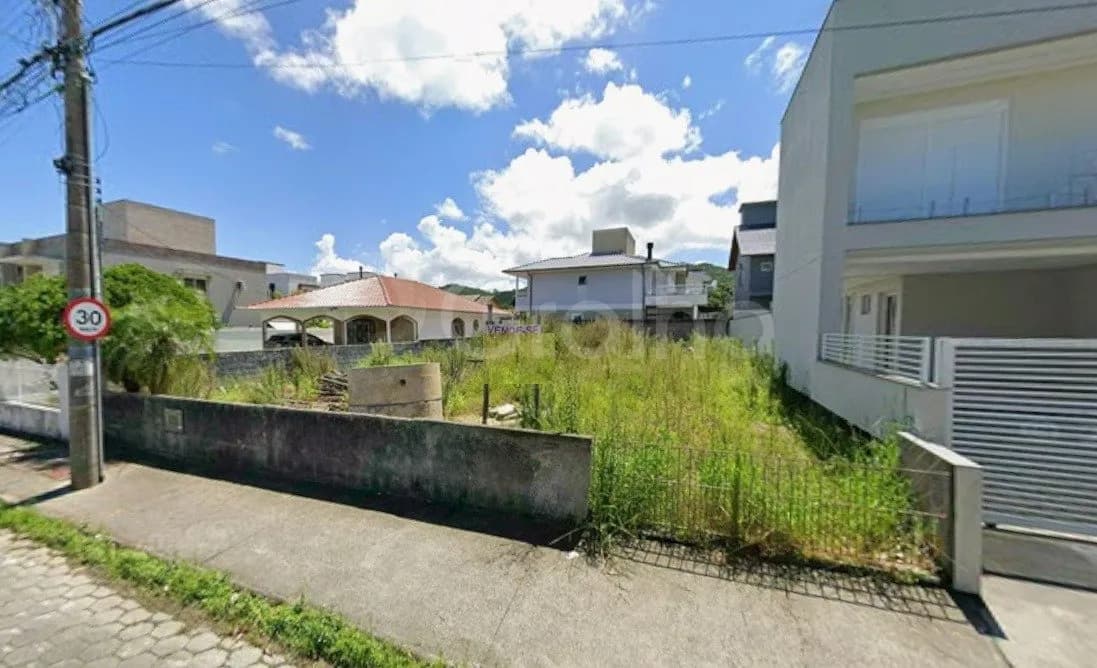 Terreno para venda em Campeche com 375 m² — foto principal
