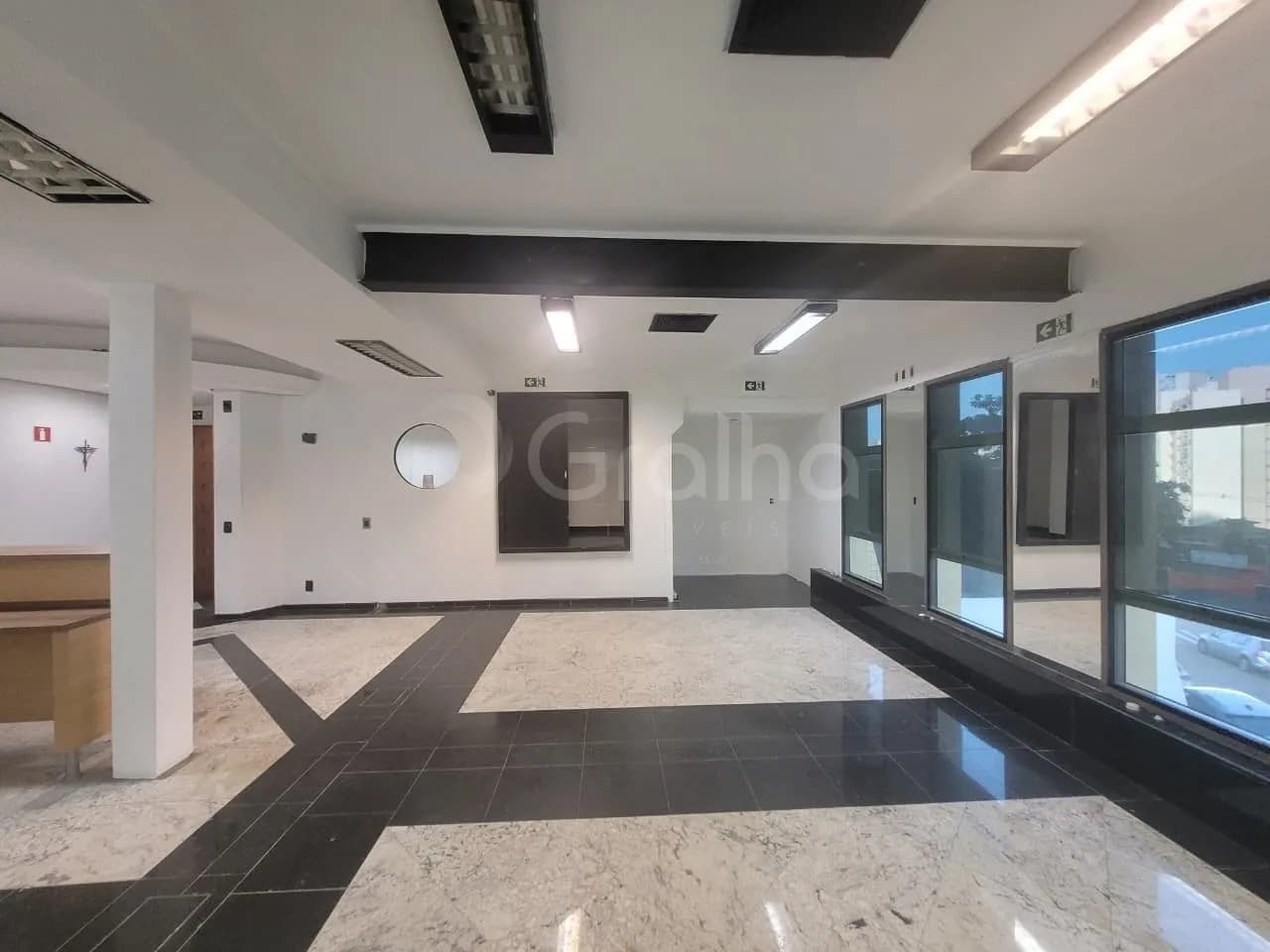 Casa comercial para venda em Centro com 3 m² — foto 2