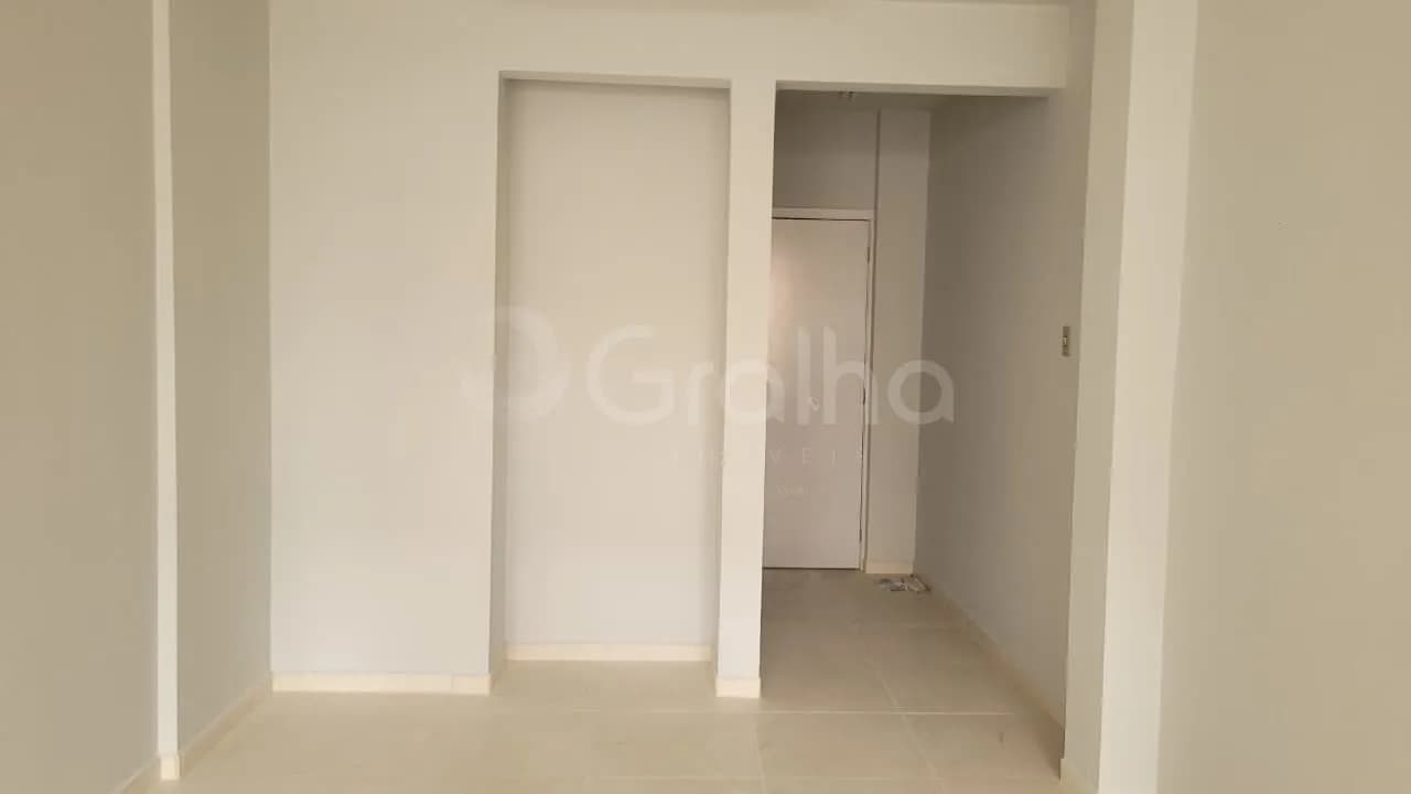 Sala comercial para venda em Centro com 28 m² — foto principal