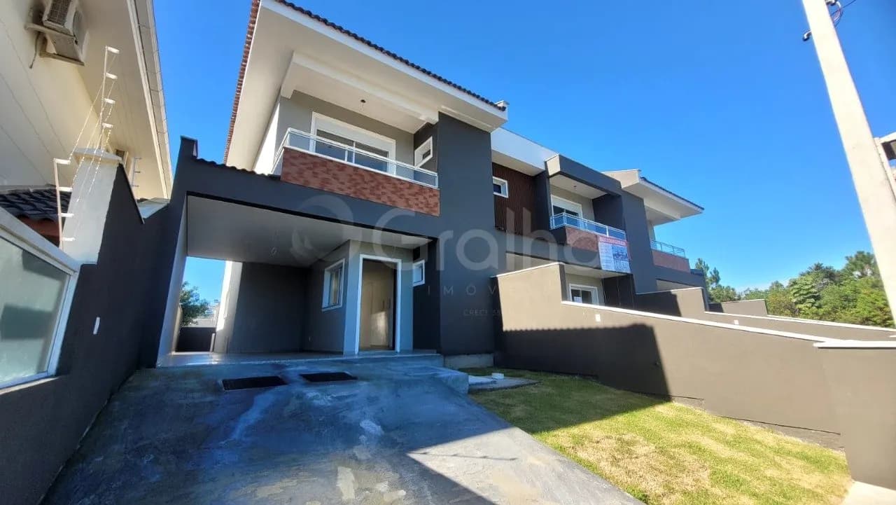 Casa para venda com 3 dormitórios em Campeche com 108 m² — foto principal