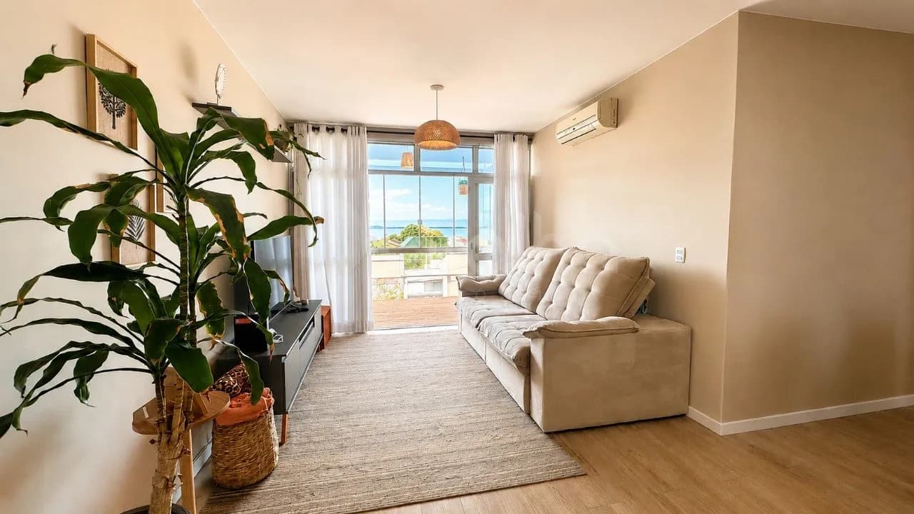 Apartamento para venda com 3 dormitórios em Coqueiros com 97 m² — foto principal
