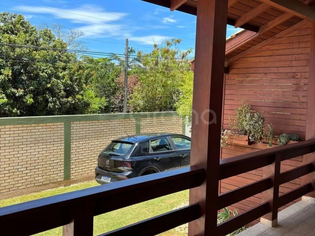 Casa para venda com 4 dormitórios em Campeche com 350 m² — foto 3