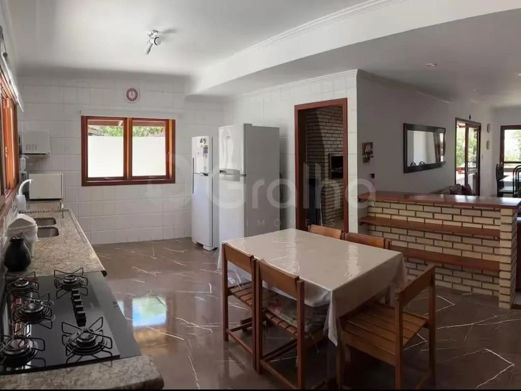 Casa para venda com 4 dormitórios em Campeche com 350 m² — foto 5