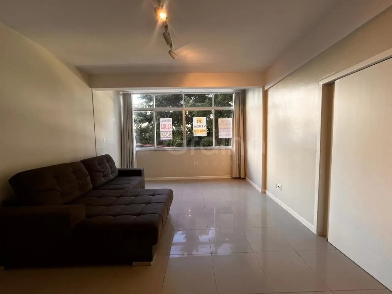 Apartamento para venda com 3 dormitórios em Centro com 90 m² — foto principal