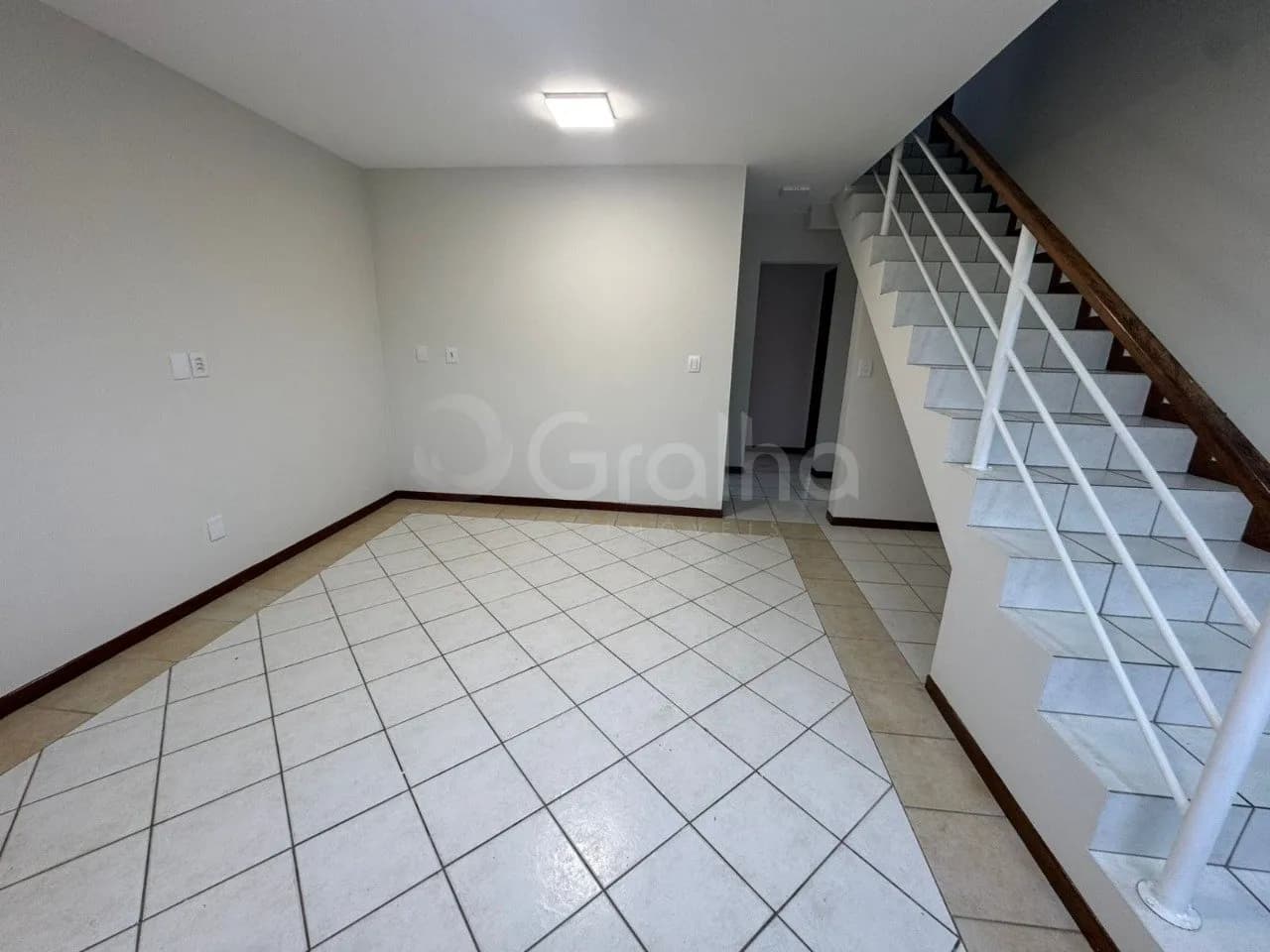 Cobertura para venda com 3 dormitórios em Ingleses Do Rio Vermelho com 99 m² — foto 2