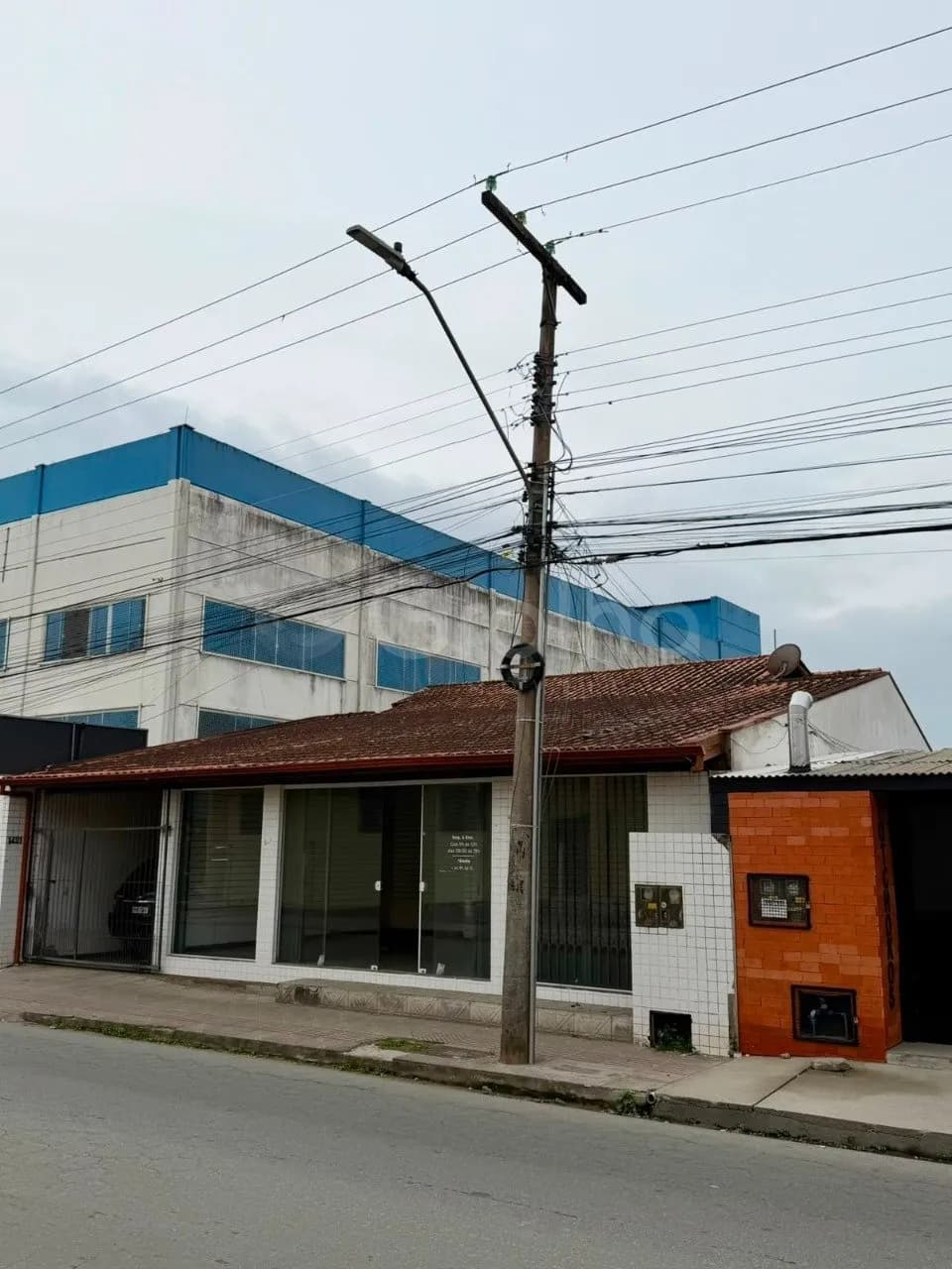 Casa comercial para venda em Jardim Eldorado com 198 m² — foto 2