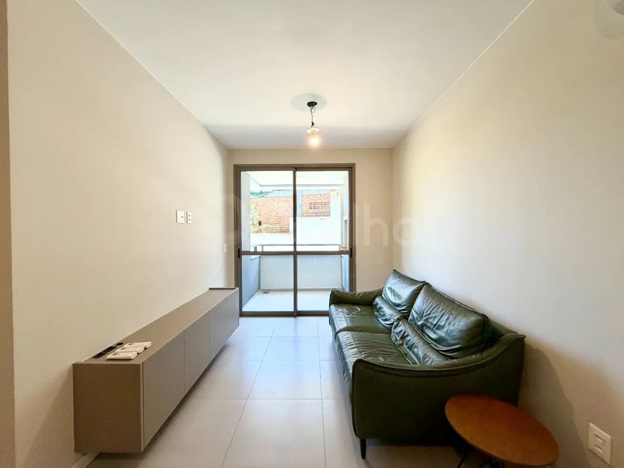 Apartamento para venda com 2 dormitórios em Cacupé com 70 m² — foto 2