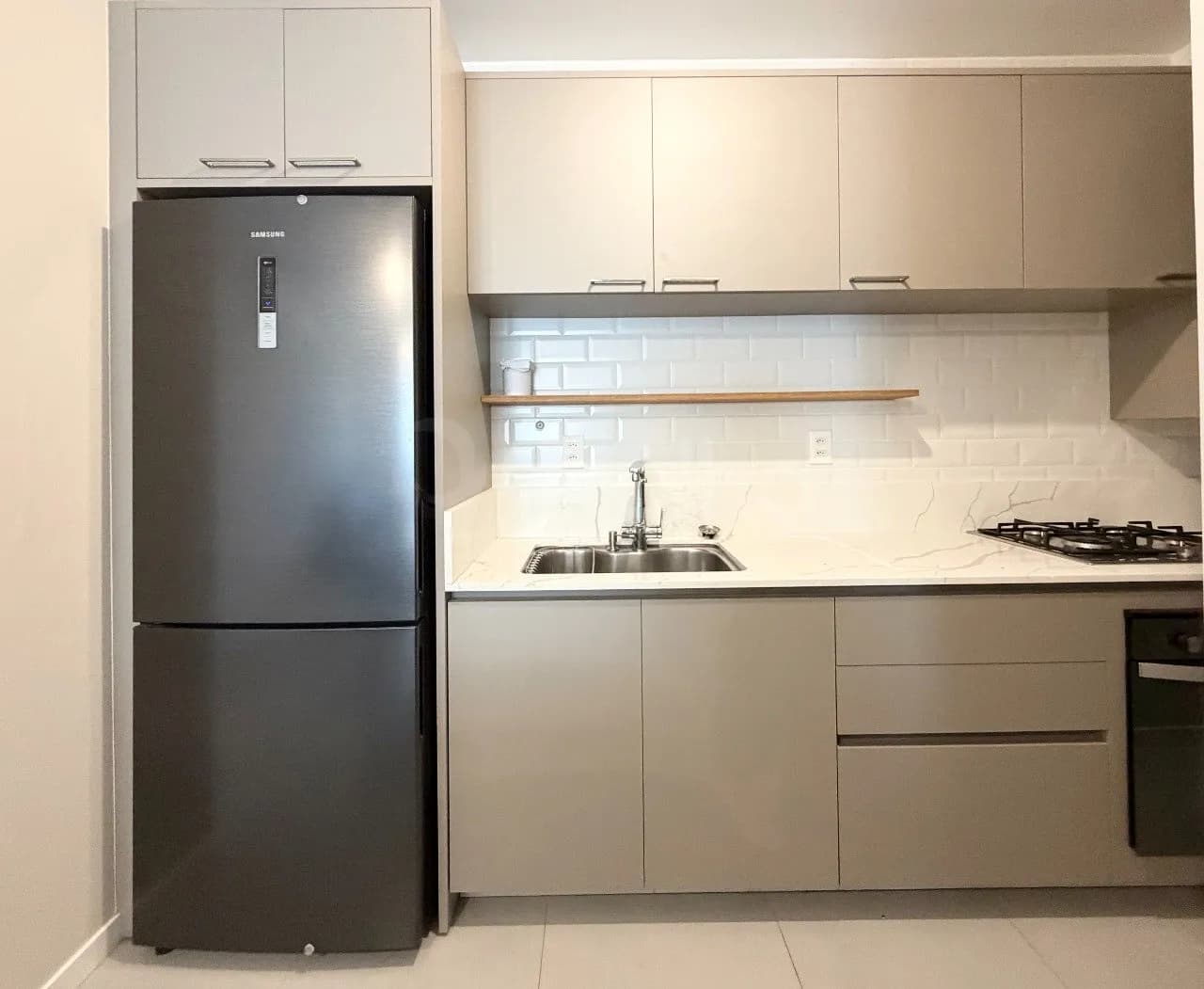 Apartamento para venda com 2 dormitórios em Cacupé com 70 m² — foto 4