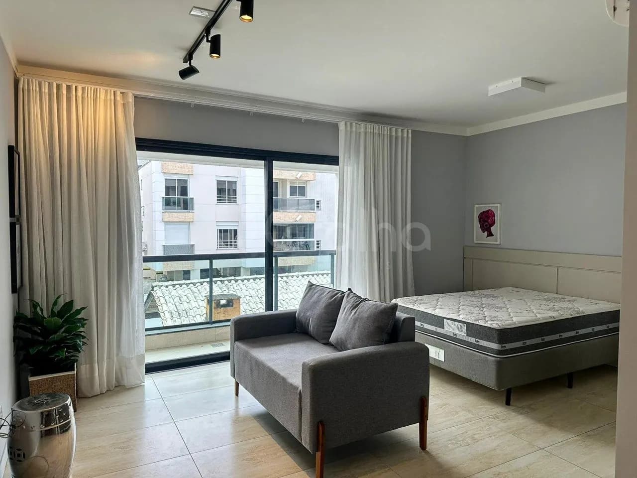 Estúdio para venda com 1 dormitório, em Campeche com 45 m² — foto principal