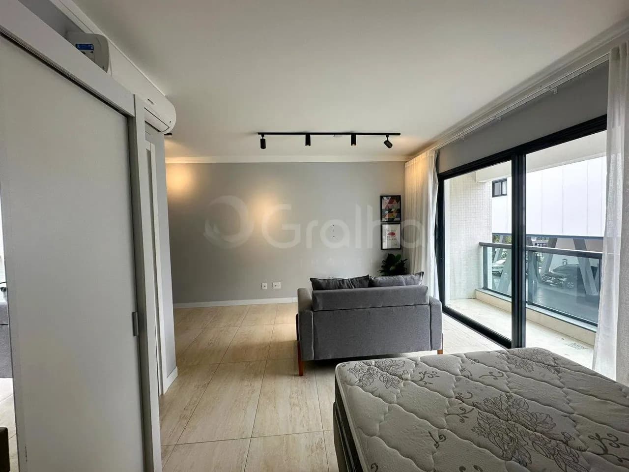 Estúdio para venda com 1 dormitório, em Campeche com 45 m² — foto 2