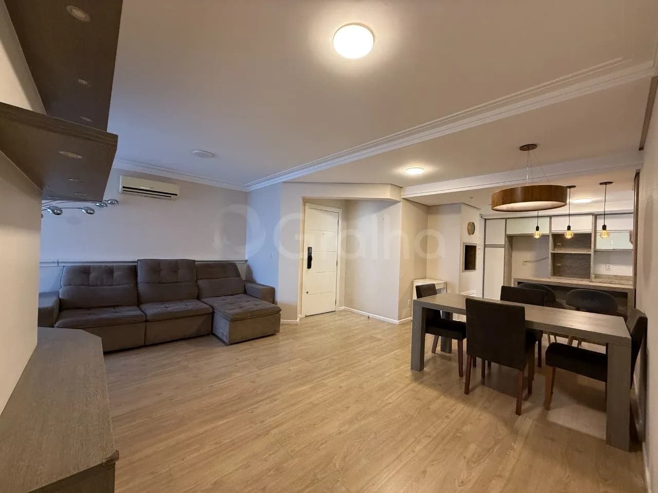Apartamento para venda com 4 dormitórios em Centro com 108 m² — foto principal