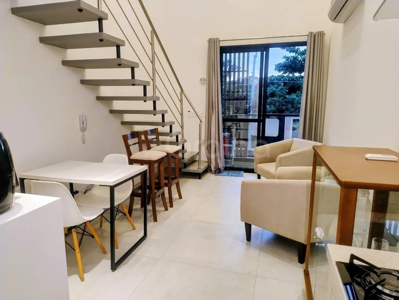 Loft para venda com 1 dormitório, em Campeche com 42 m² — foto principal