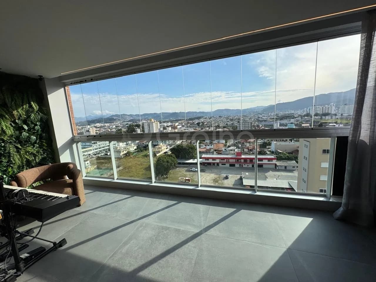 Apartamento para venda com 3 dormitórios em Centro com 179 m²