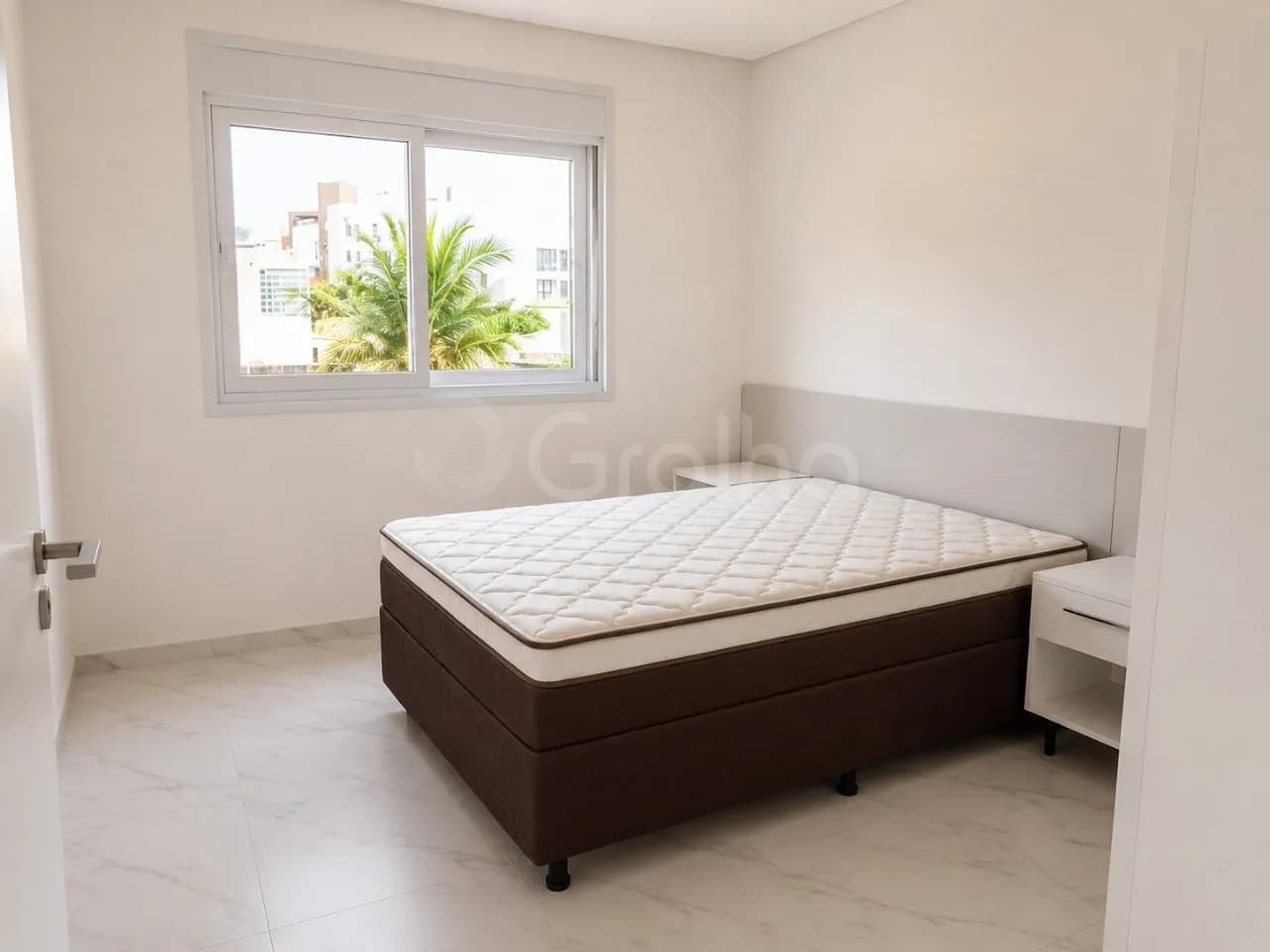Apartamento para venda com 2 dormitórios em Canasvieiras com 74 m² — foto 2