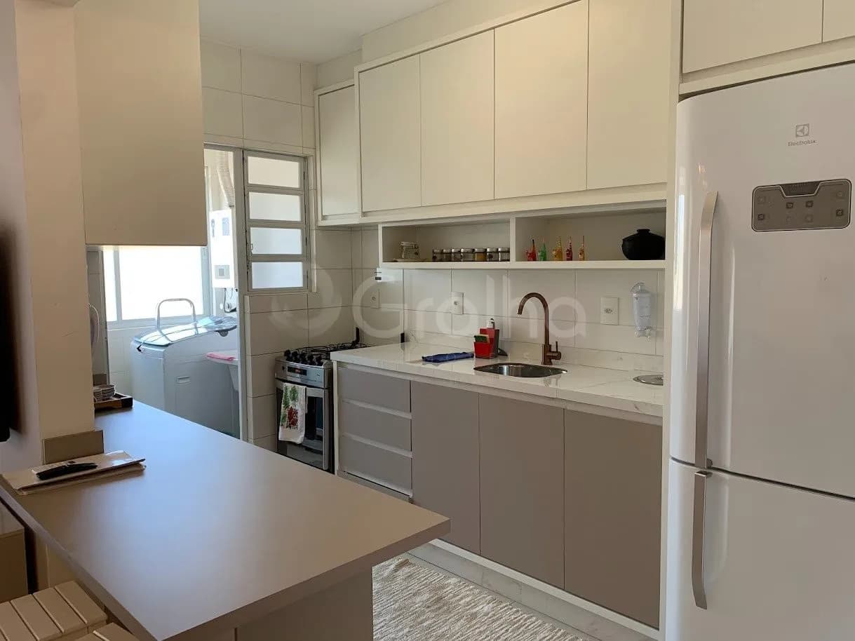 Apartamento para venda com 2 dormitórios em Saco Grande com 79 m² — foto 4