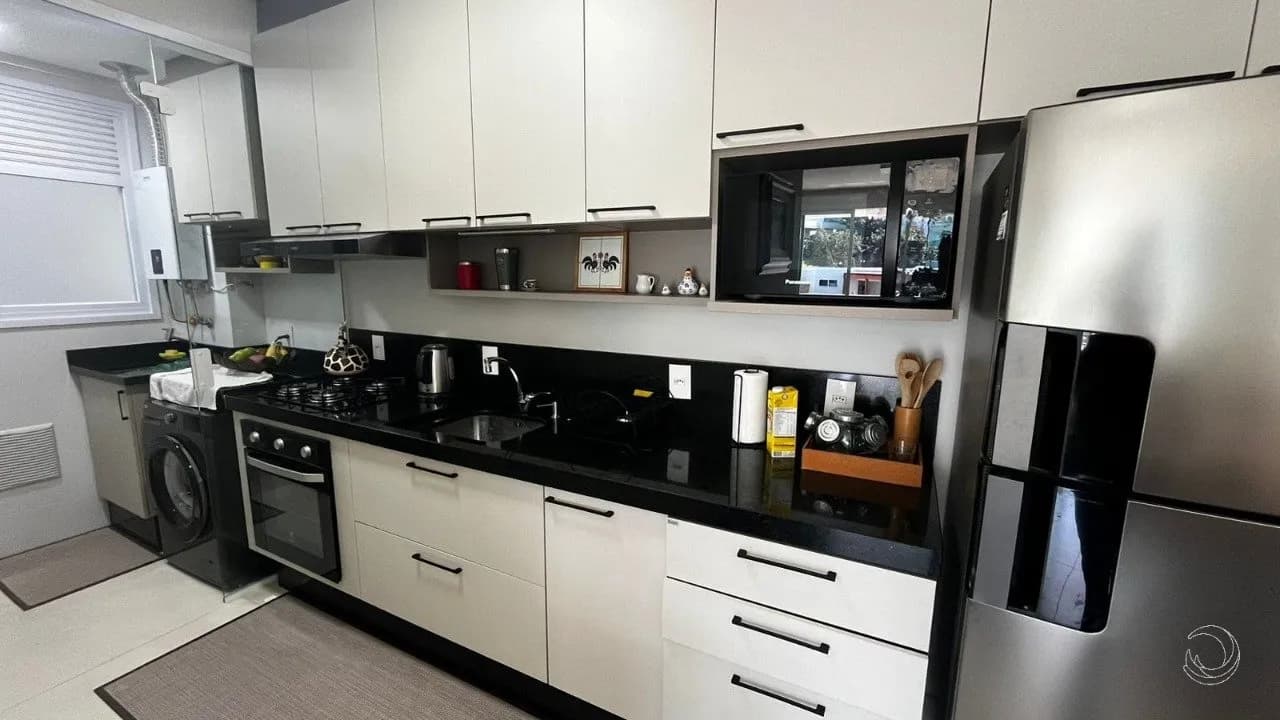 Apartamento para venda com 2 dormitórios em Jurerê com 87 m² — foto 2