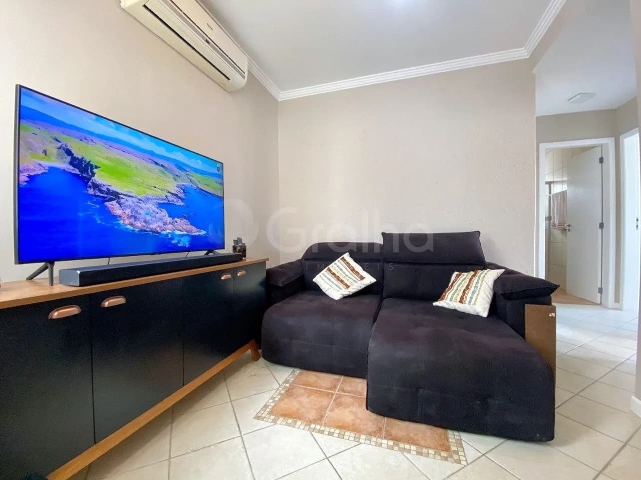 Casa para venda com 4 dormitórios em Agronômica com 187 m² — foto 2