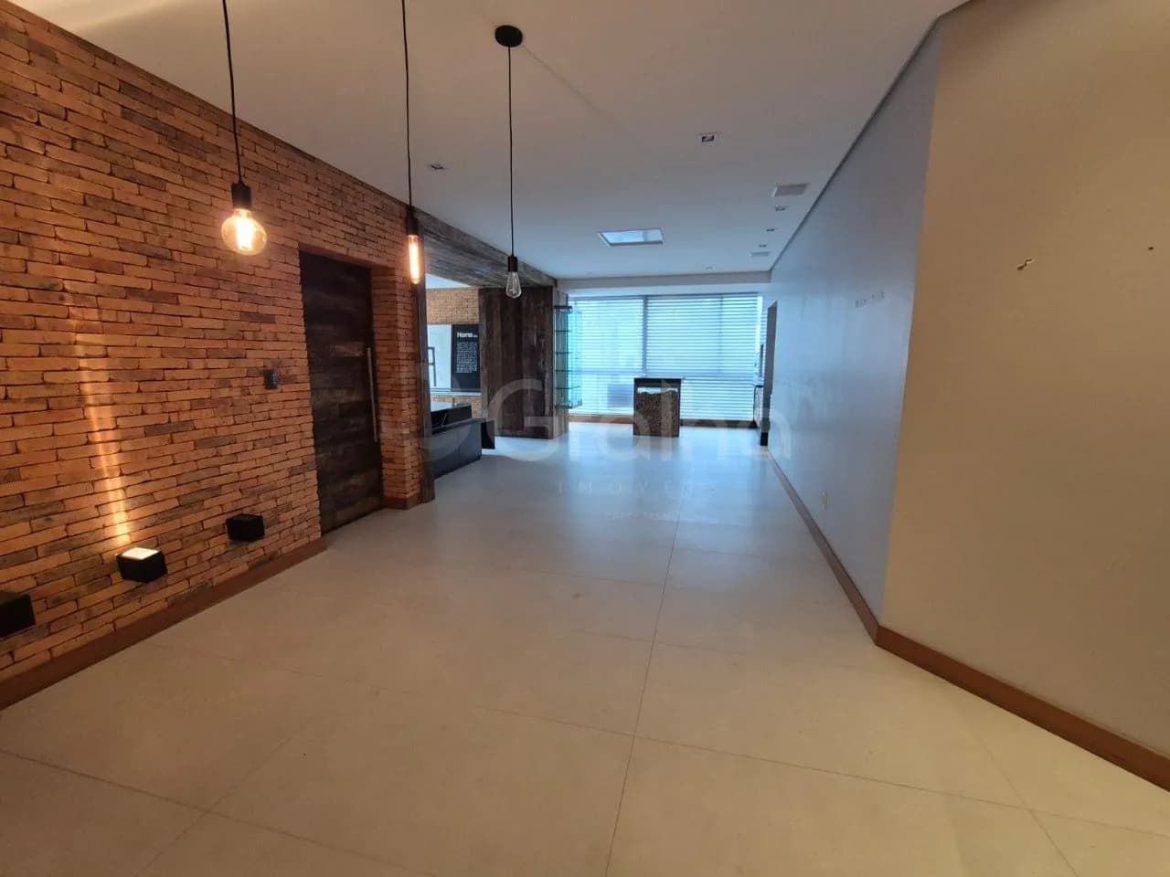 Apartamento para venda com 2 dormitórios em Centro com 132 m² — foto principal