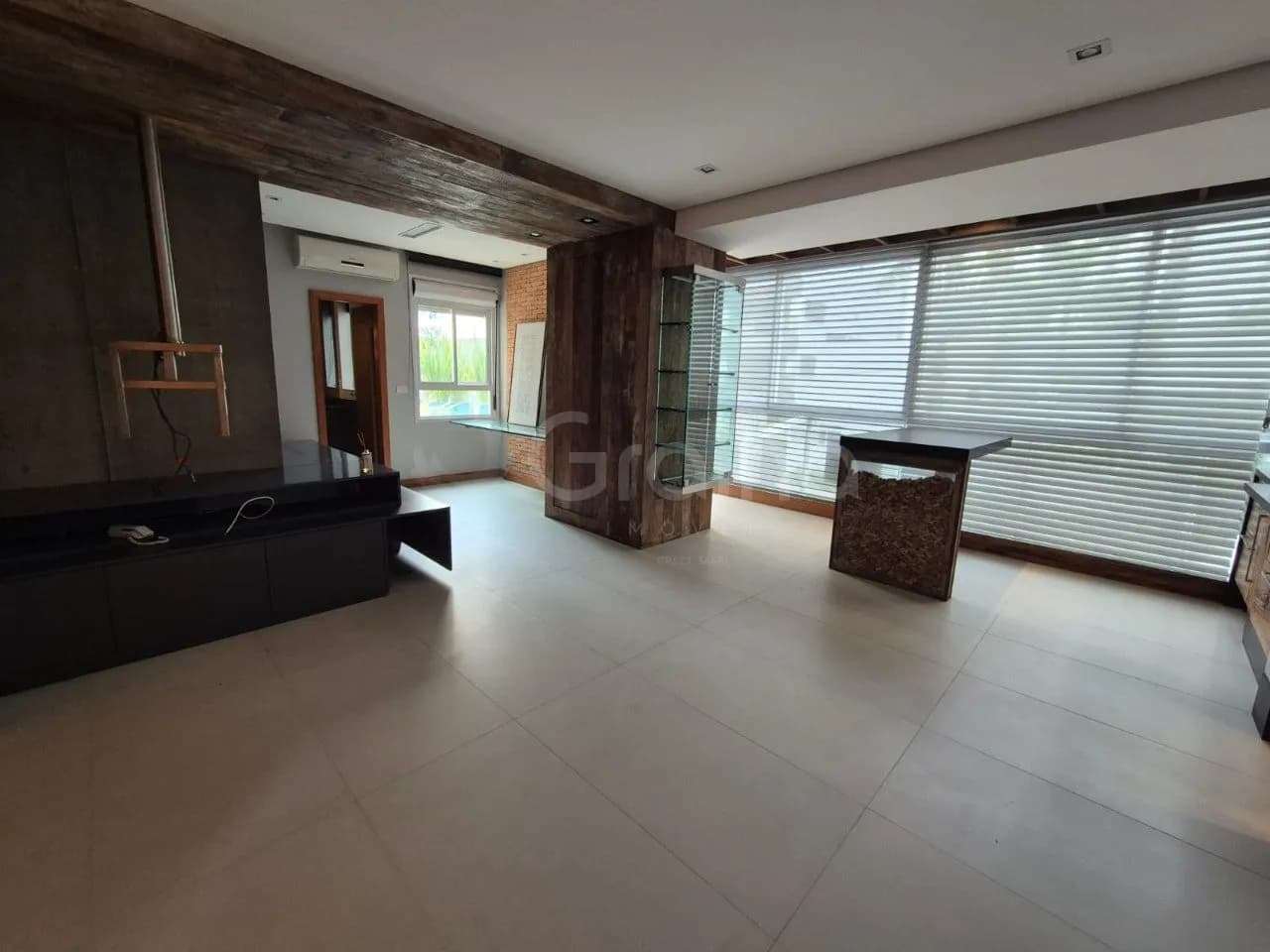 Apartamento para venda com 2 dormitórios em Centro com 132 m² — foto 2