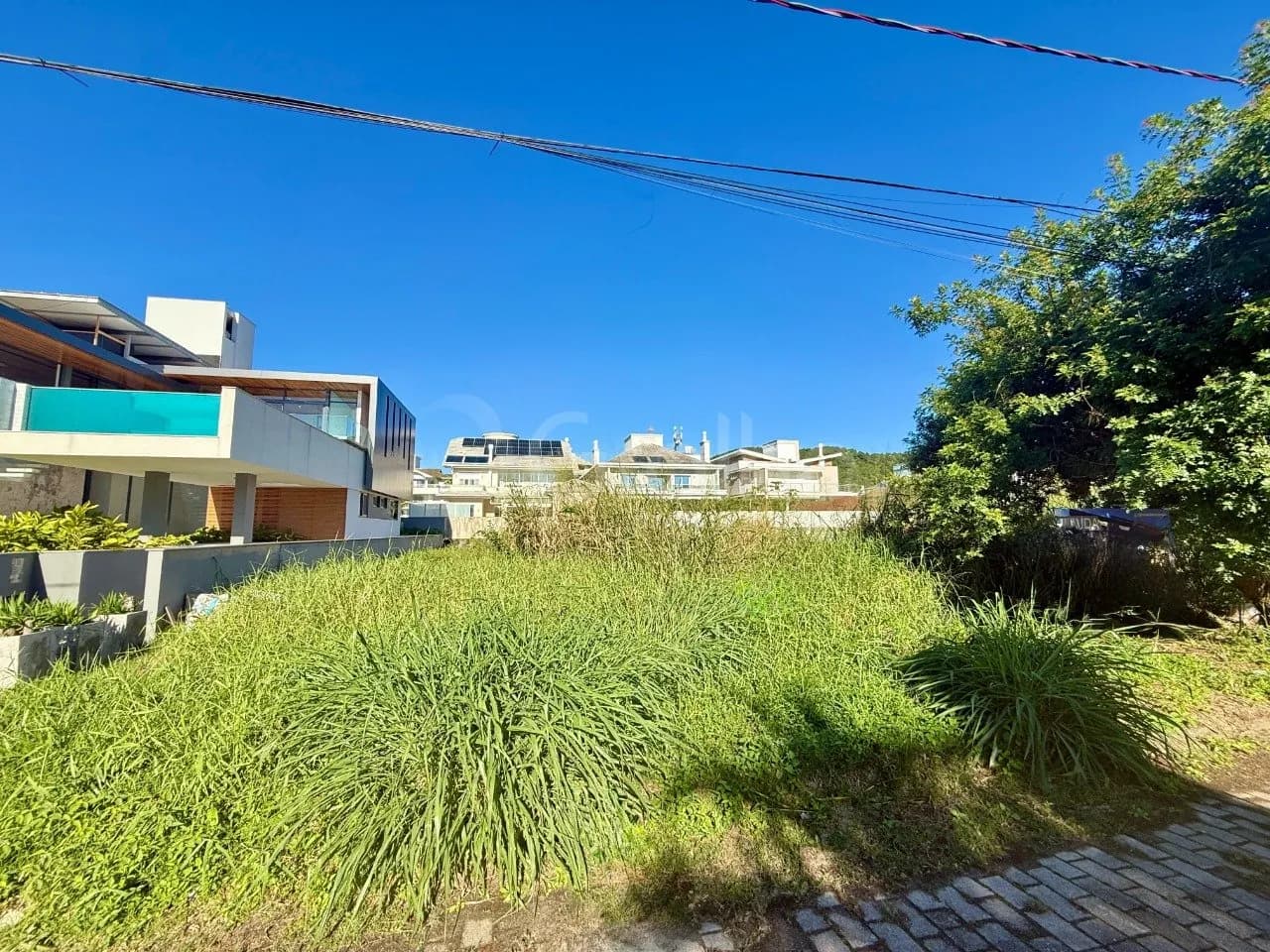 Terreno para venda em Jurerê Internacional com 600 m² — foto principal