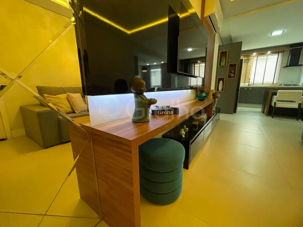 Apartamento para venda com 3 dormitórios em Canasvieiras com 101 m² — foto 2