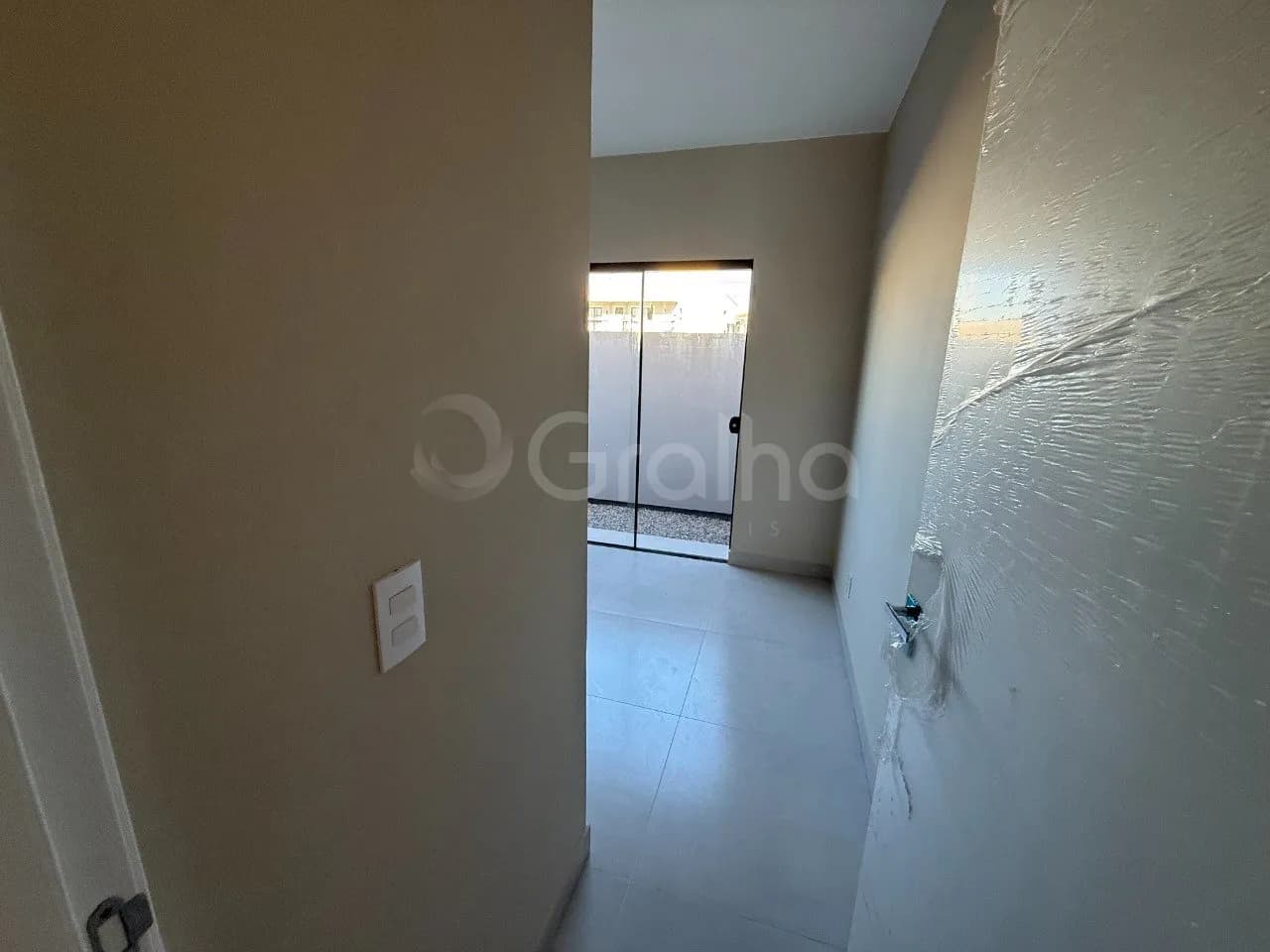 Casa para venda com 2 dormitórios em Forquilhas com 55 m² — foto 2