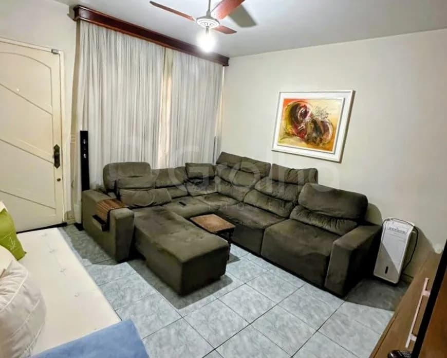 Casa para venda com 3 dormitórios em Centro com 235 m² — foto principal