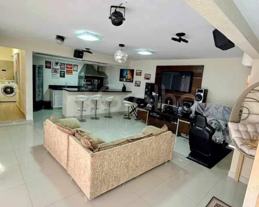 Casa para venda com 3 dormitórios em Centro com 235 m² — foto 3