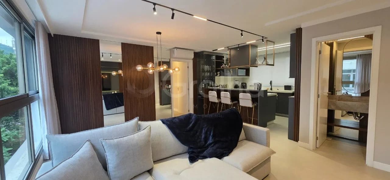 Apartamento para venda com 3 dormitórios em Centro com 107 m² — foto principal