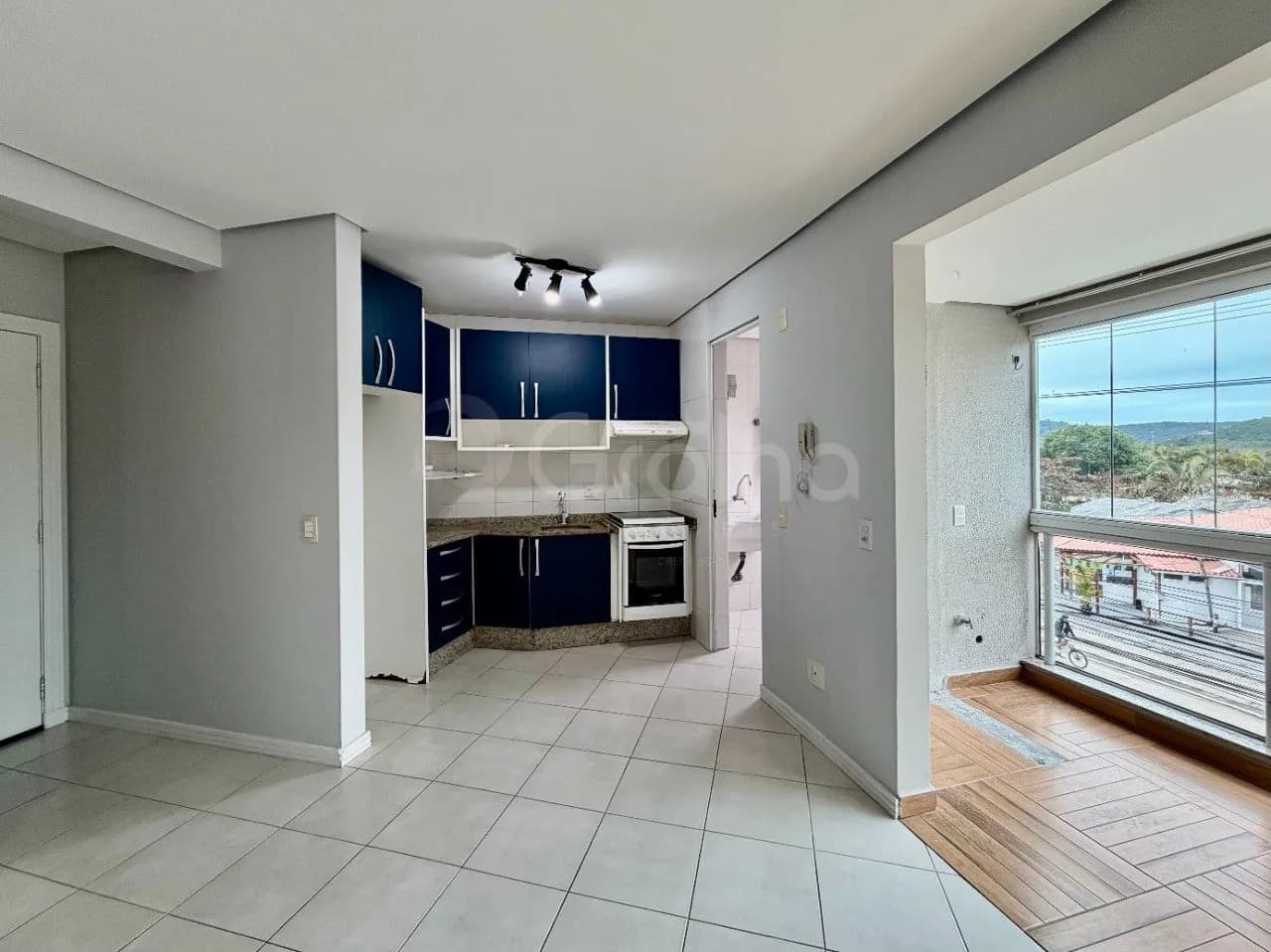 Apartamento para venda com 2 dormitórios em Cachoeira Do Bom Jesus com 73 m² — foto 2