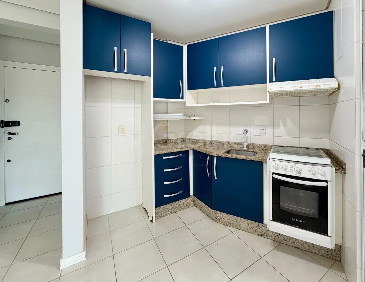 Apartamento para venda com 2 dormitórios em Cachoeira Do Bom Jesus com 73 m² — foto 4