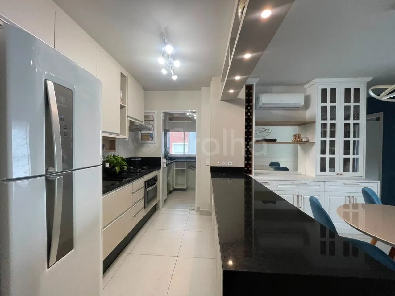 Apartamento para venda com 3 dormitórios em Agronômica com 79 m² — foto 5