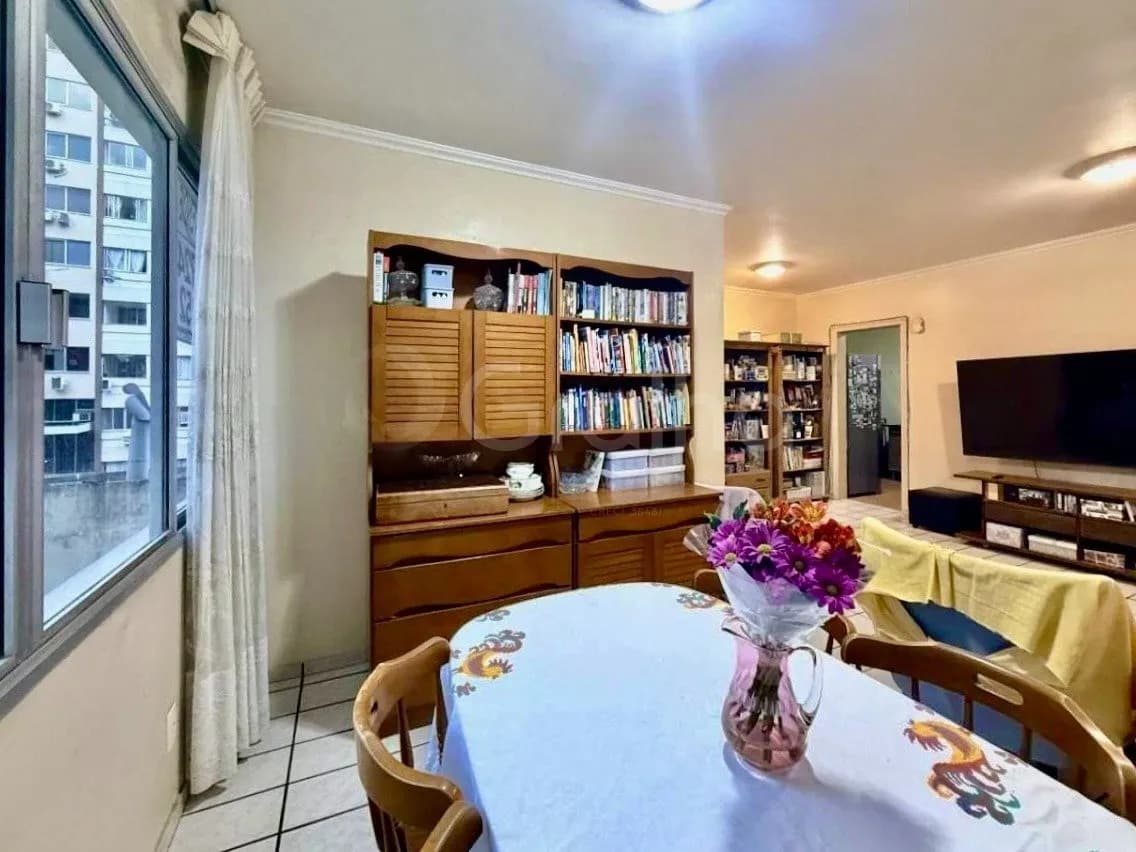 Apartamento para venda com 3 dormitórios em Centro com 99 m² — foto principal