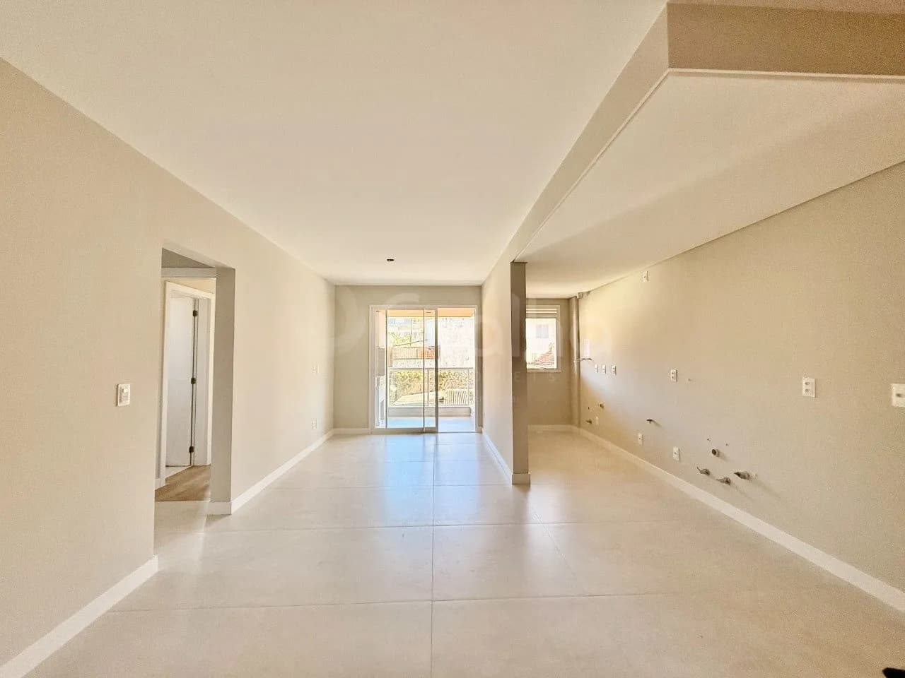 Apartamento para venda com 2 dormitórios em Agronômica com 75 m² — foto principal
